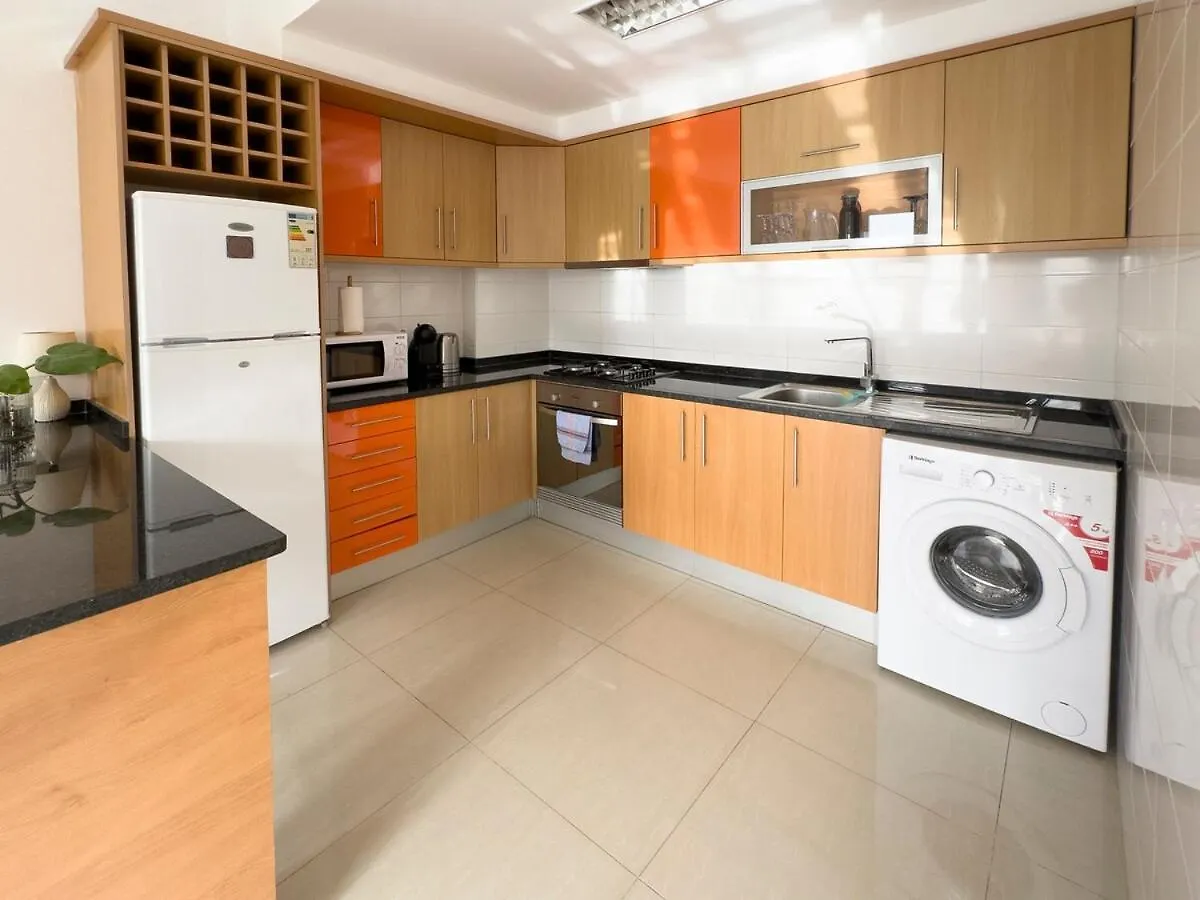 2 Bdr Apt In Achada St Antonio, Fast Wi-Fi - Lcgr Praia