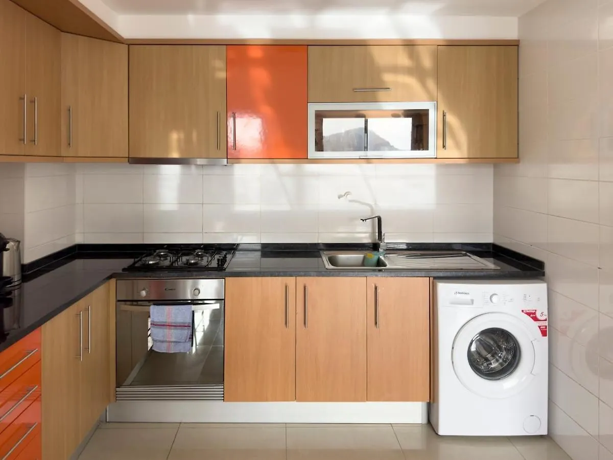 2 Bdr Apt In Achada St Antonio, Fast Wi-Fi - Lcgr Praia 0*,  Cabo Verde